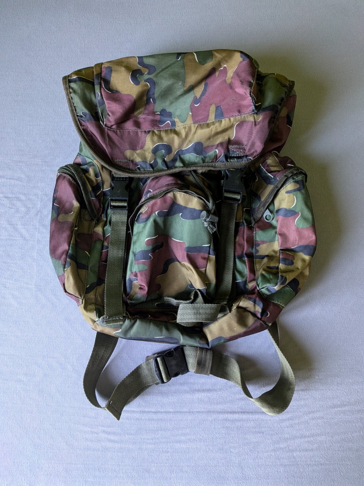 petit sac à dos SABER FATALIS, Handtassen en Accessoires, Overige merken, 40 cm of meer, Ophalen of Verzenden, Zo goed als nieuw