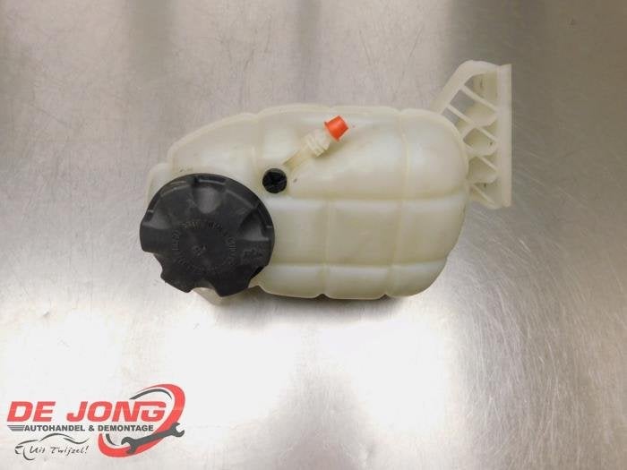 Réservoir d'expansion d'un BMW 1-Serie, -, 3 mois de garantie, Utilisé, -