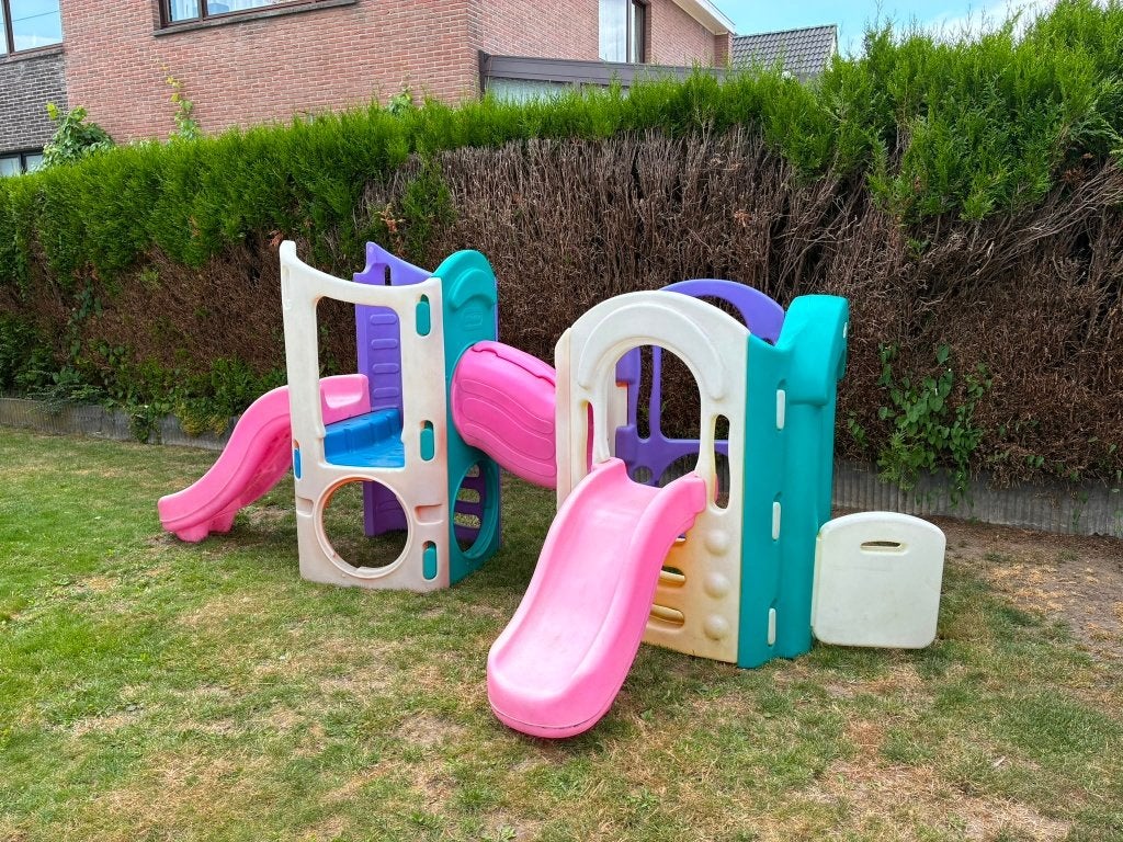 Little Tikes speelhuis met klimrek en glijbaan, Kinderen en Baby's, Ophalen, Gebruikt, Glijbaan