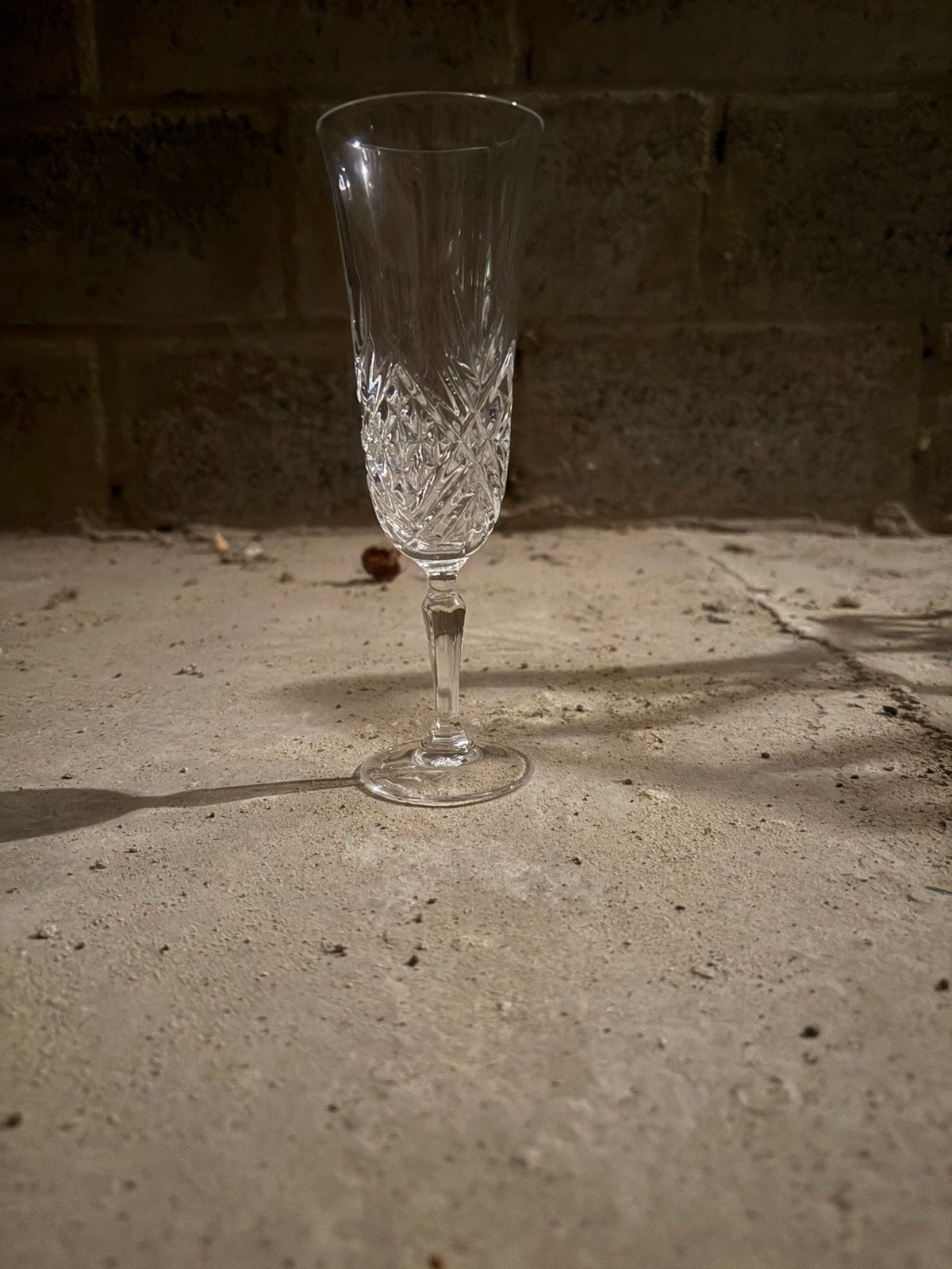 Geslepen kristalglas champagne, Verzamelen, Glas en Drinkglazen, Ophalen of Verzenden, Zo goed als nieuw, Overige typen