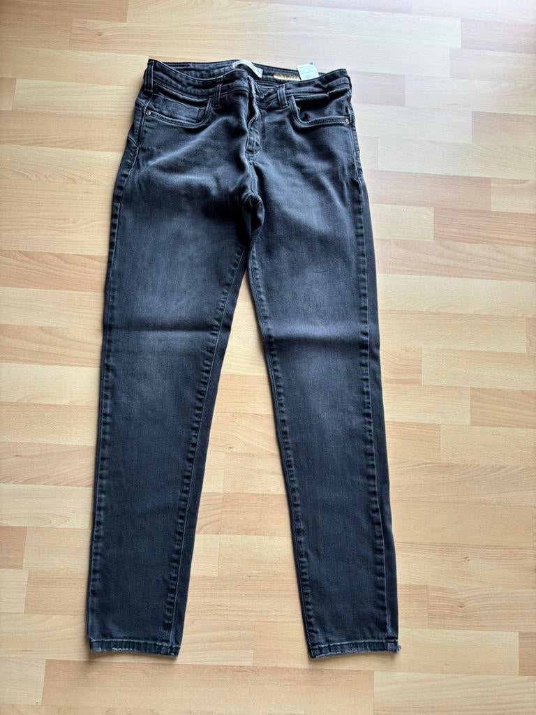 Jeans taille 30 - Kocca, Vêtements | Femmes, Enlèvement ou Envoi, Comme neuf, Noir, W30 - W32 (confection 38/40)