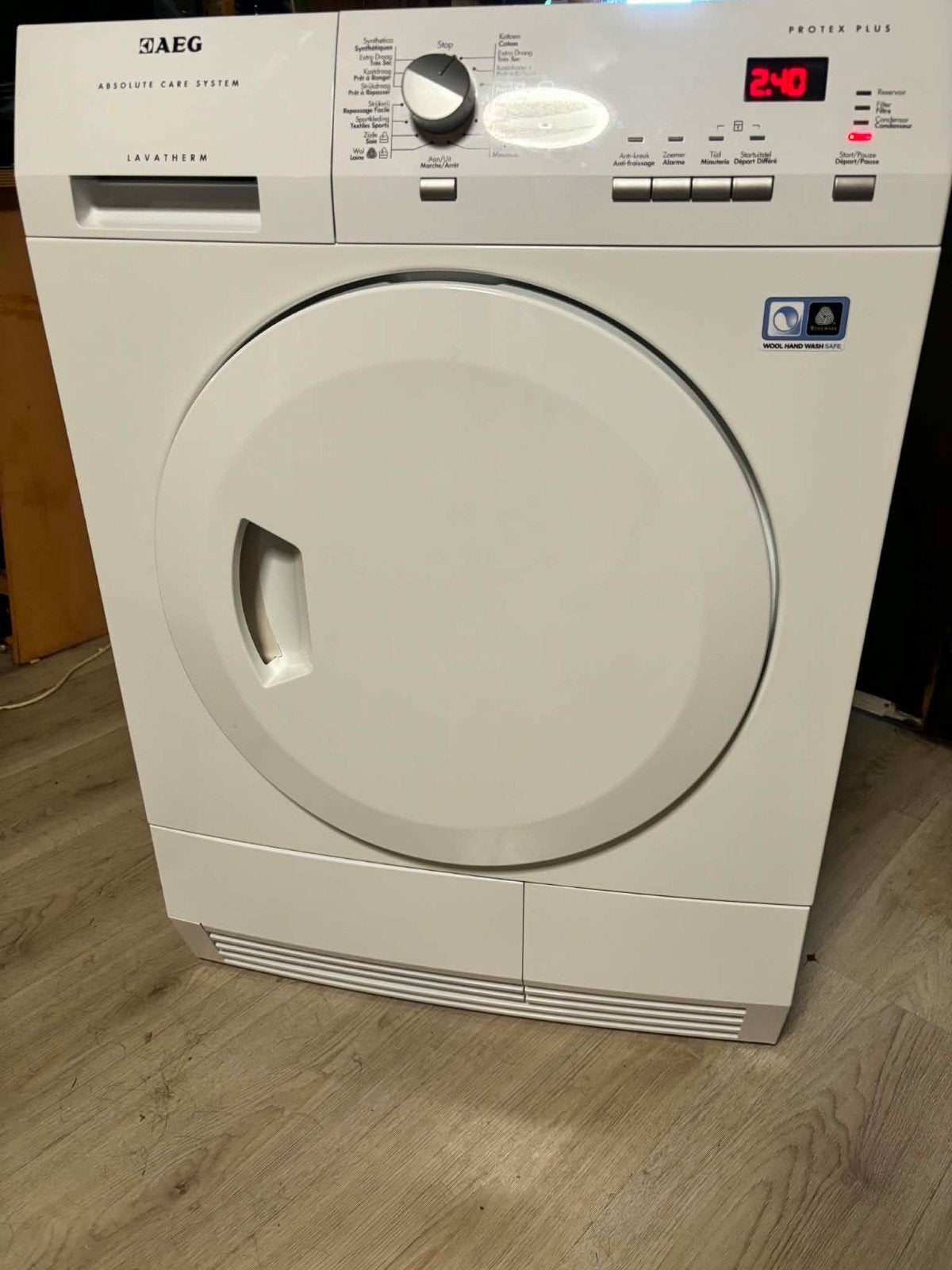 Warmtepomp droogkast AEG te koop zeer zunig en stil, Ophalen, Condens
