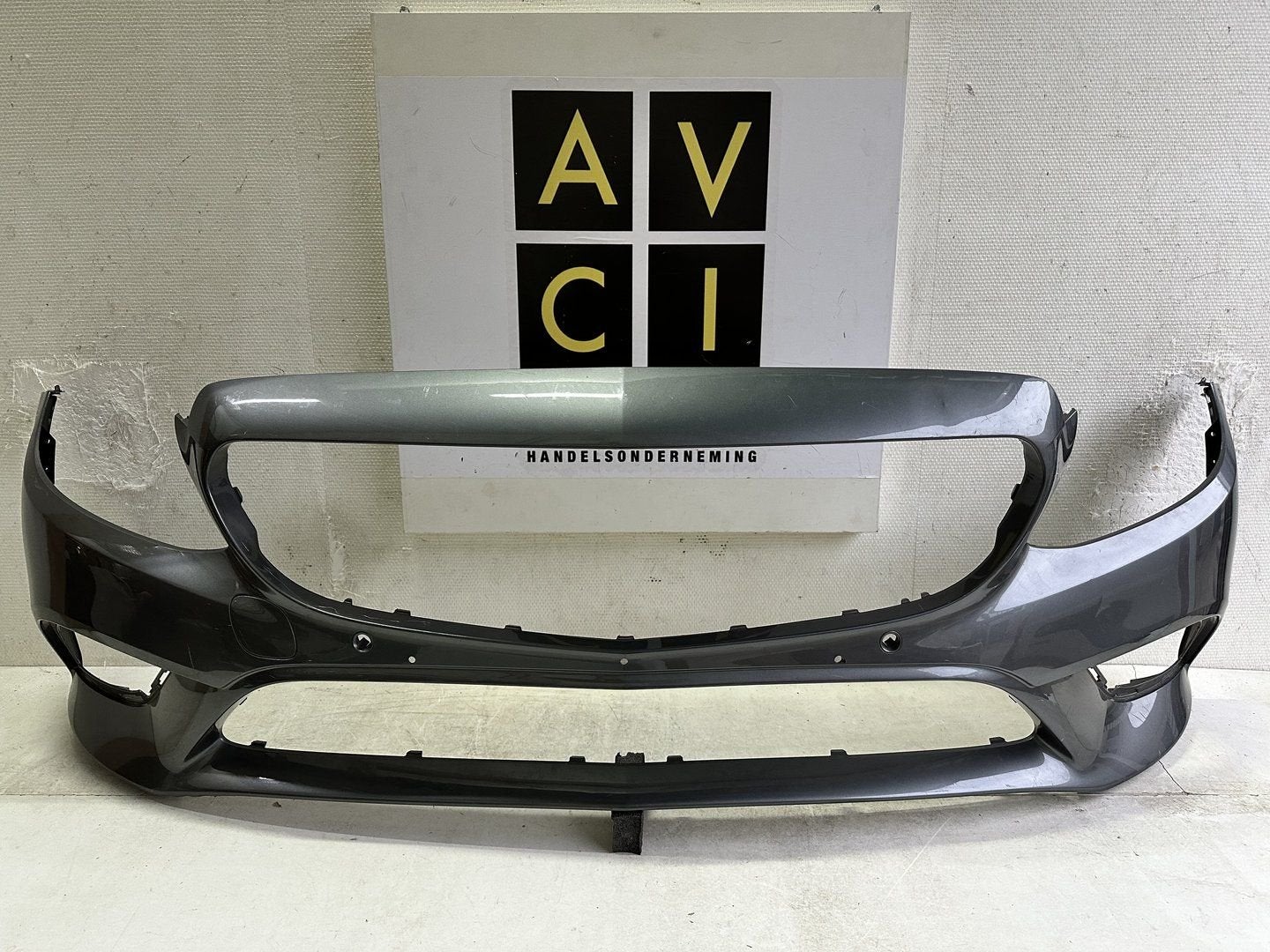 Mercedes C klasse W205 Facelift voorbumper bumper A205885110, Gebruikt, -, Voor, Ophalen of Verzenden