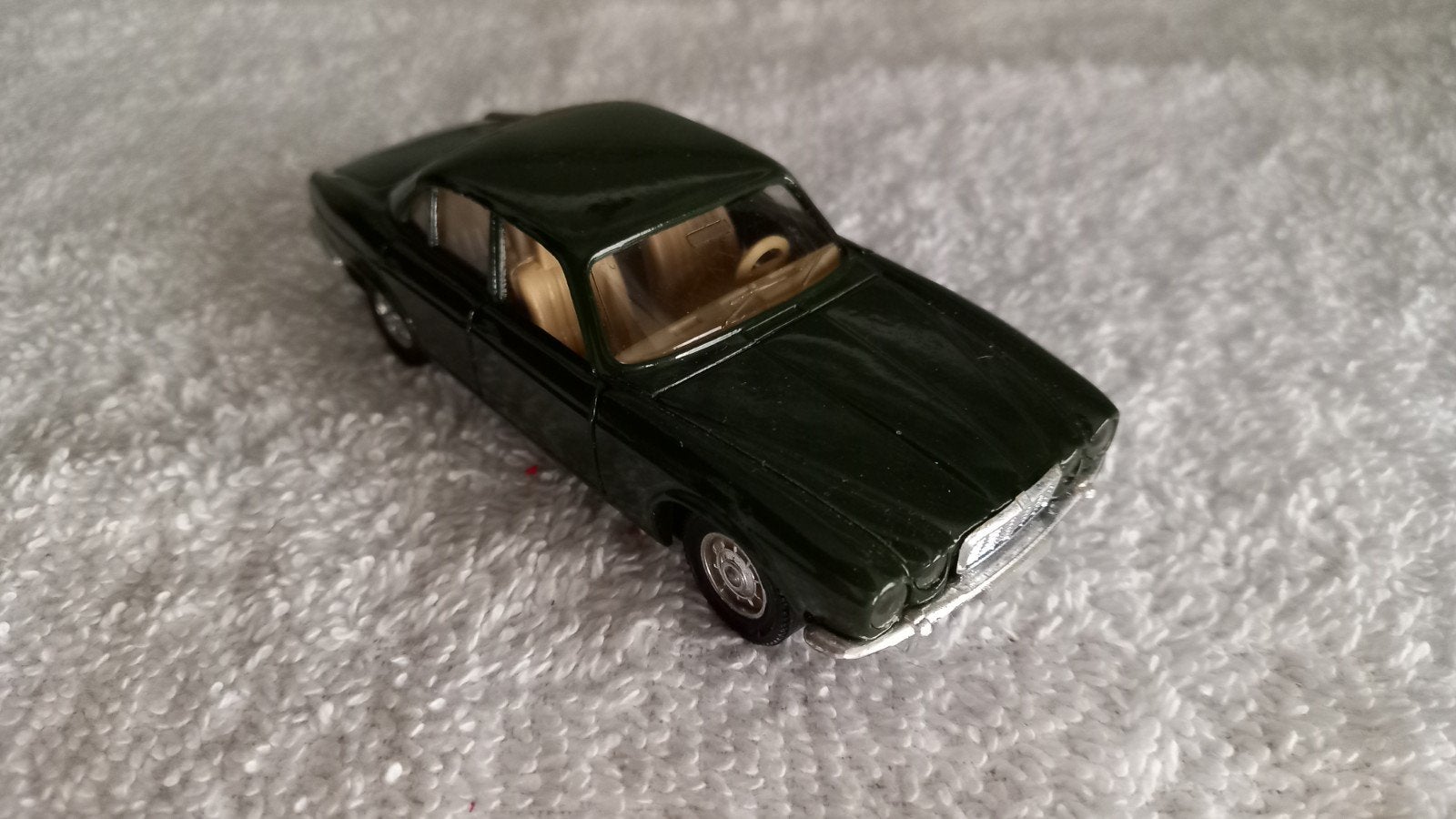 Solido Jaguar, Hobby & Loisirs créatifs, Voitures miniatures | 1:43, Enlèvement ou Envoi, Solido