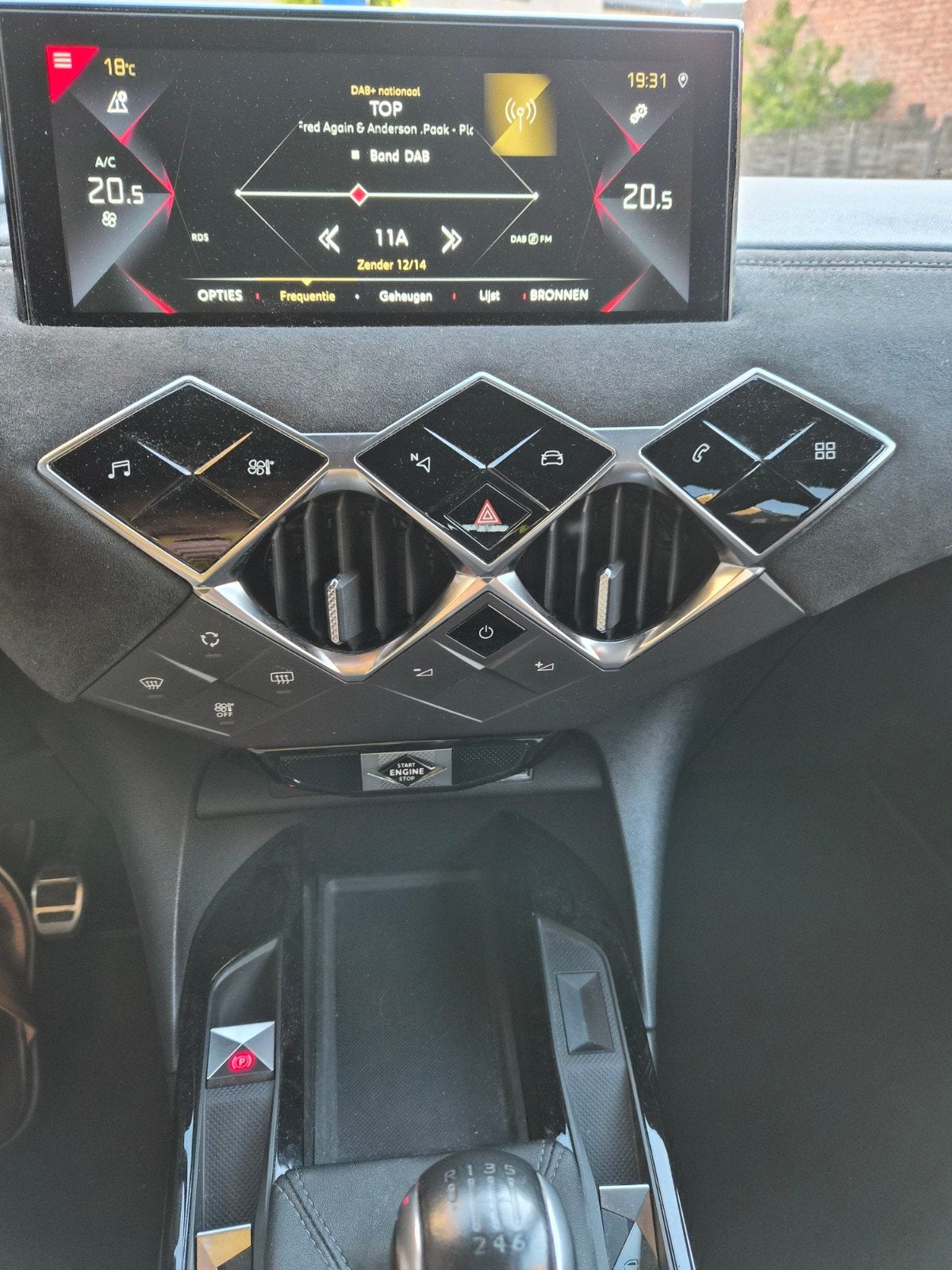 DS3 crossback, Auto's, Voorwielaandrijving, 75 kW, Wit, 5 deurs