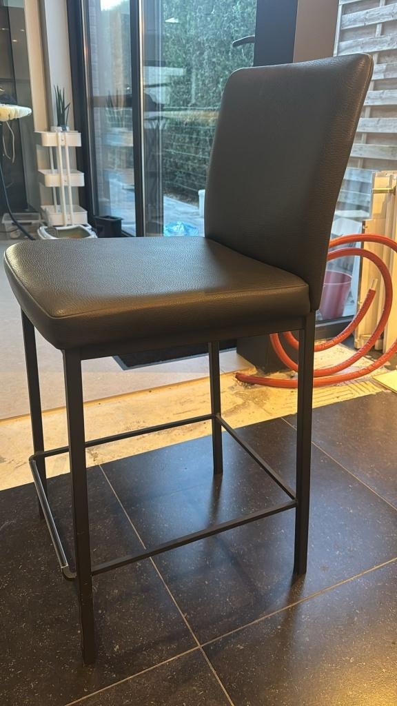 Keukenstoel, Ophalen, Leer, Zo goed als nieuw, Vier