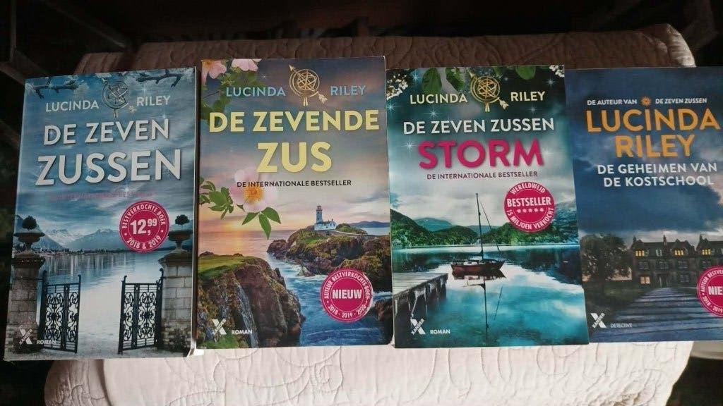 Lucinda Riley, Livres, Enlèvement ou Envoi, Comme neuf, Lucinda Riley