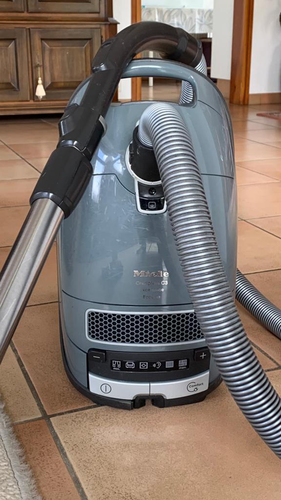 Miele Complete C3 Excellence EcoLine – krachtige stofzuig, Elektronische apparatuur, Stofzuigers, Ophalen, Gebruikt, Overige typen