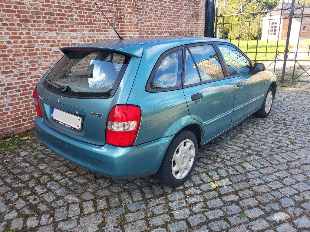 Mazda 323 1300cc Benzine Gekeurd Voor Verkoop, Auto's, Voorwielaandrijving, Elektrische ramen, 4 cilinders, 5 deurs