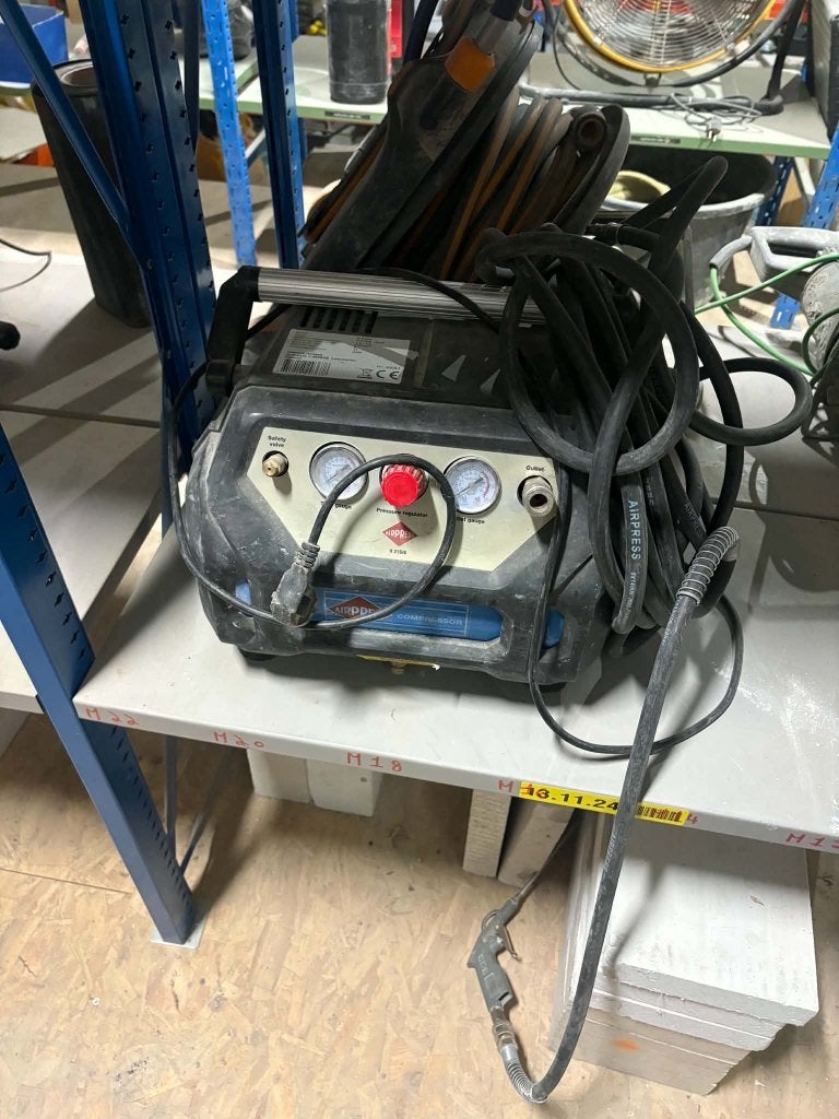 compresseur portable, Bricolage & Construction, Enlèvement, Comme neuf, Mobile