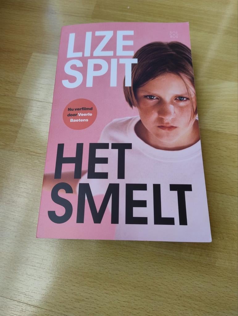 Lize Spit - Het smelt, Boeken, Literatuur, Zo goed als nieuw, Ophalen of Verzenden