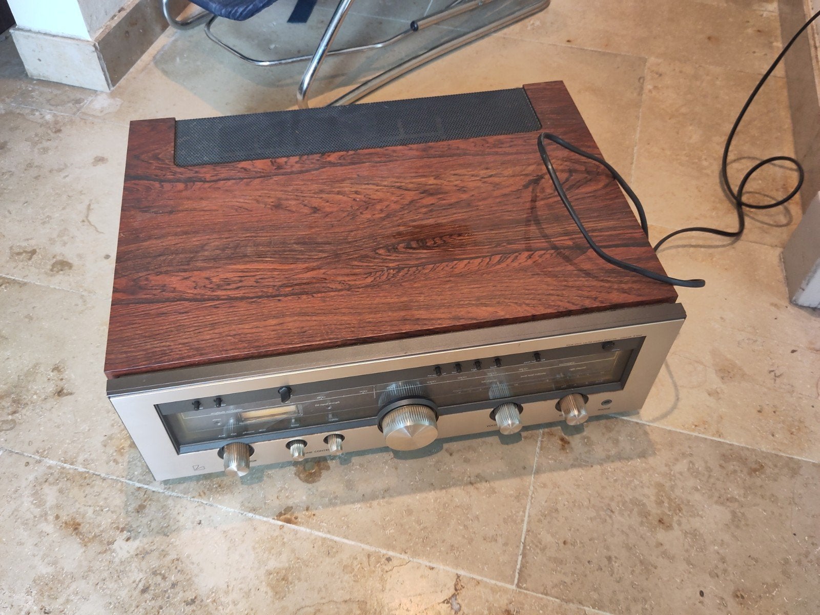 Luxman r1040 stereo receiver, Huis en Inrichting, Woonaccessoires | Kisten, Ophalen