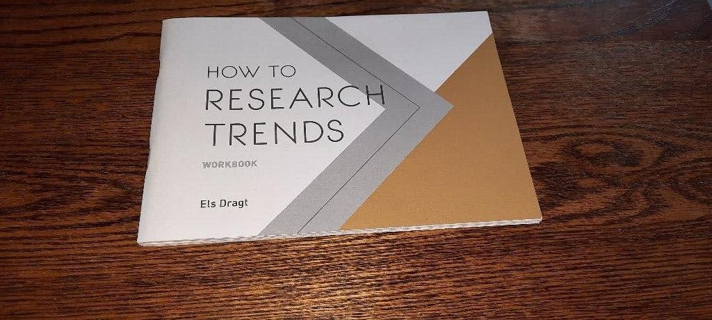 Werkboek how to research trends, Engels, Ophalen of Verzenden, Zo goed als nieuw, Els dragt
