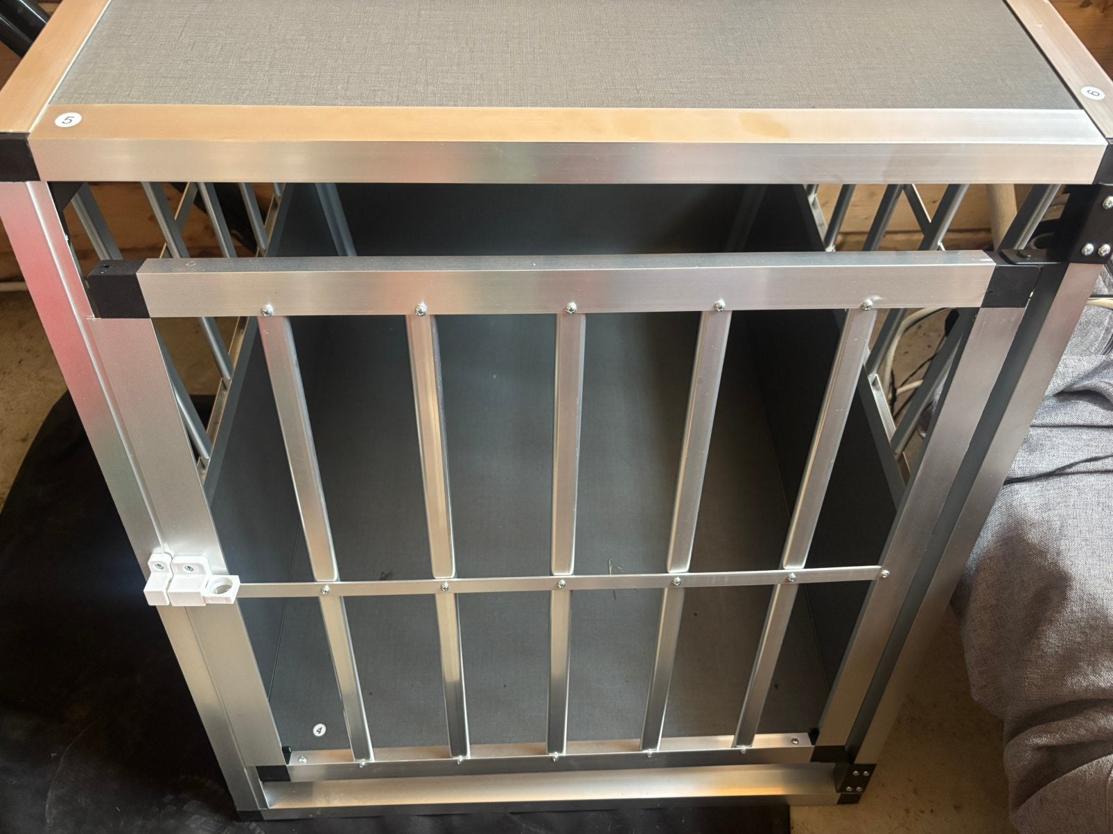 Cage transport geand chien, Enlèvement, Comme neuf