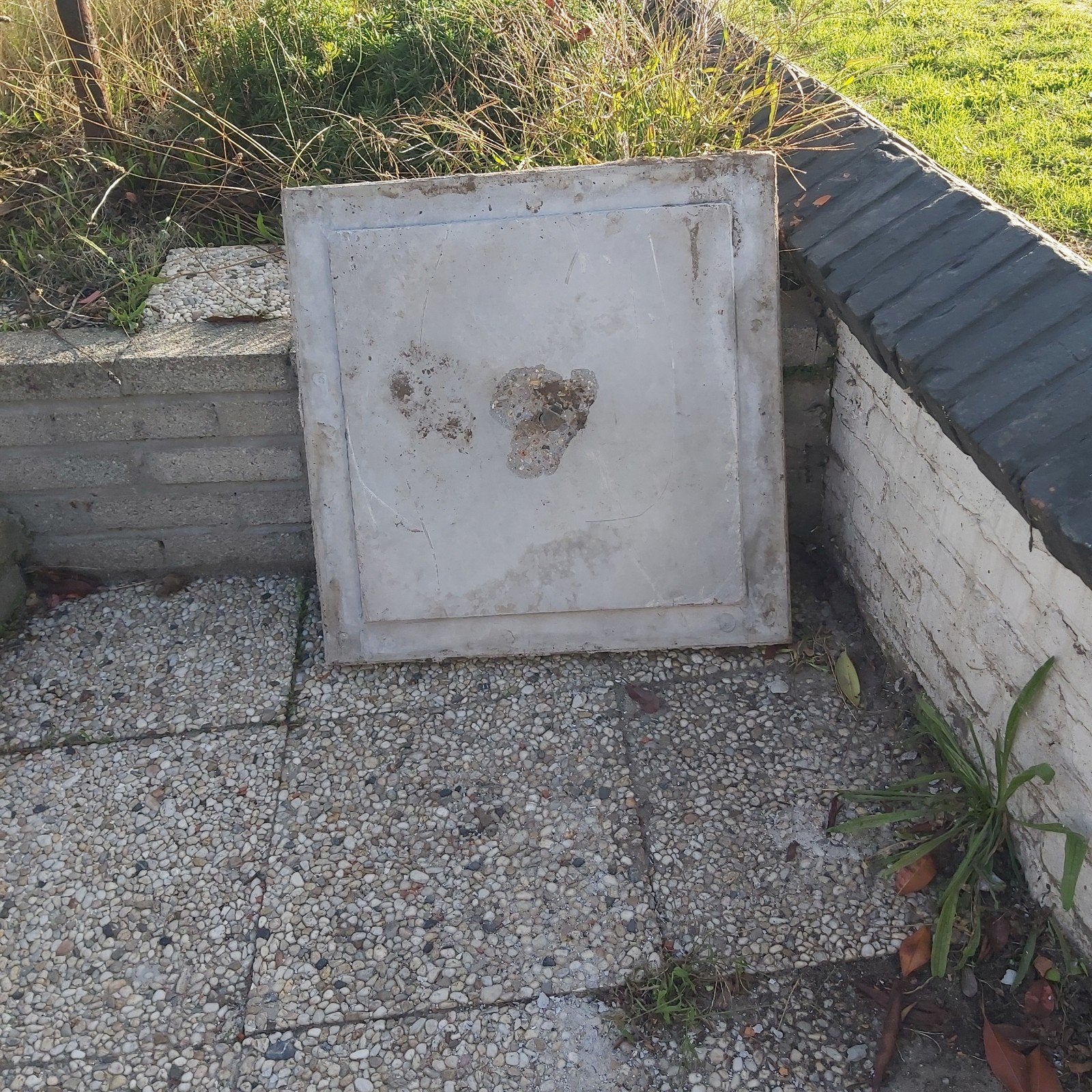 putdeksel beton, Enlèvement