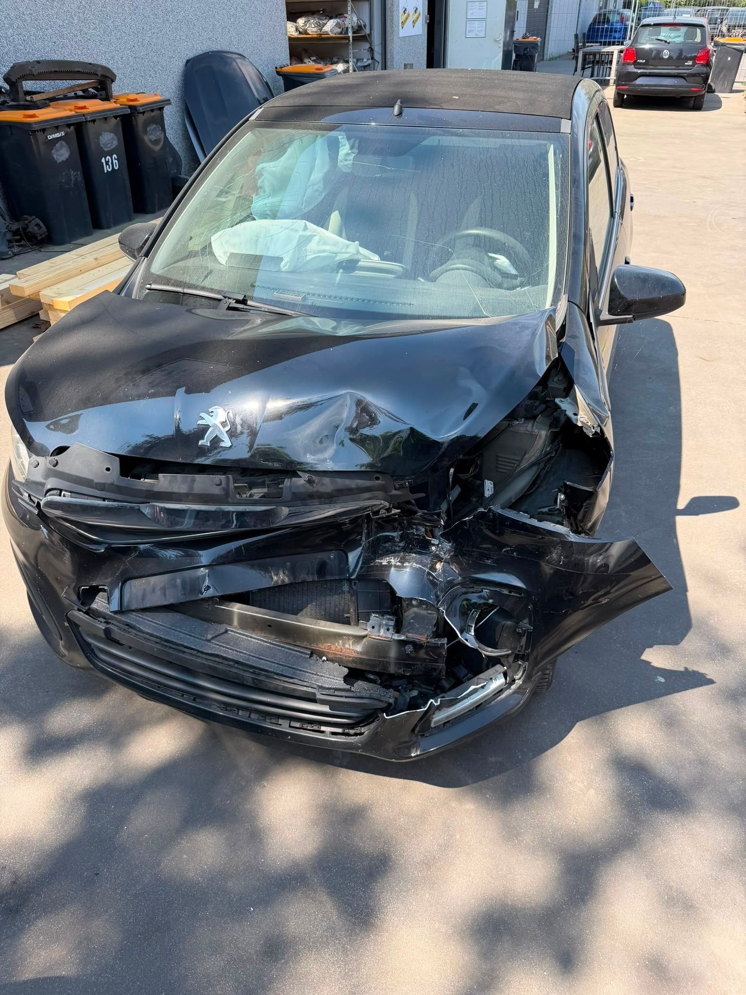 Peugeot 108, 998 cm³, -, -, Noir