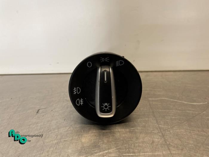 Commutateur lumière d'un Volkswagen Polo (Polo 09-), Volkswagen, -, 3 mois de garantie, Utilisé
