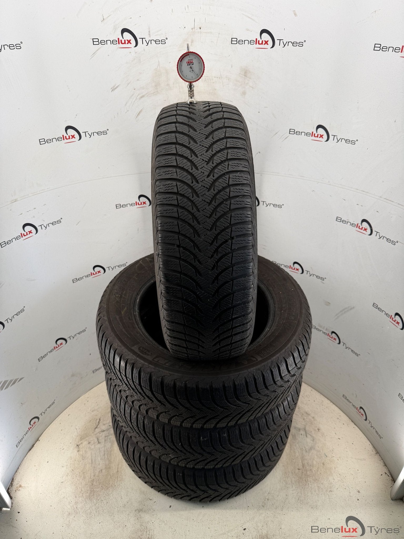 winter 205/60R16 92H Michelin 205/60 R16 205/60/16 2056016, Autos : Pièces & Accessoires, Pneus hiver, 16 pouces, Véhicule de tourisme