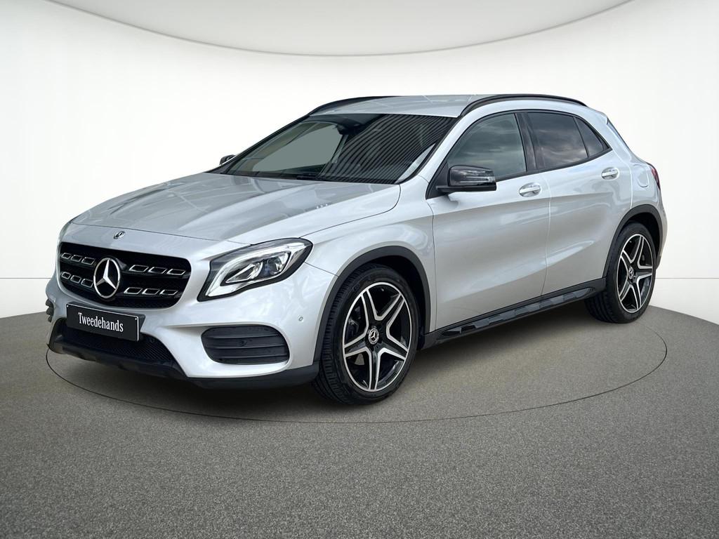 Mercedes-Benz GLA-klasse 200 amg line, Auto's, Stof, 4 cilinders, 1595 cc, Bedrijf