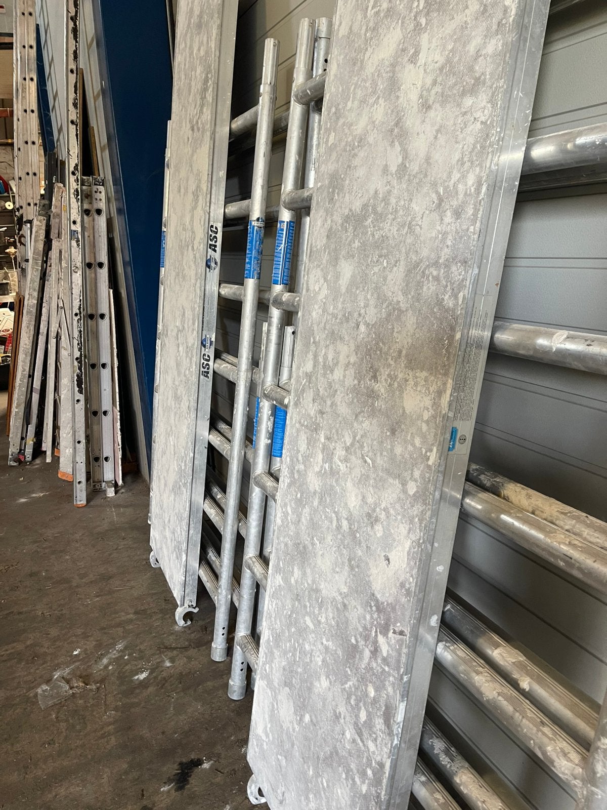 Bouwstelling en interieur, Ophalen, Gebruikt