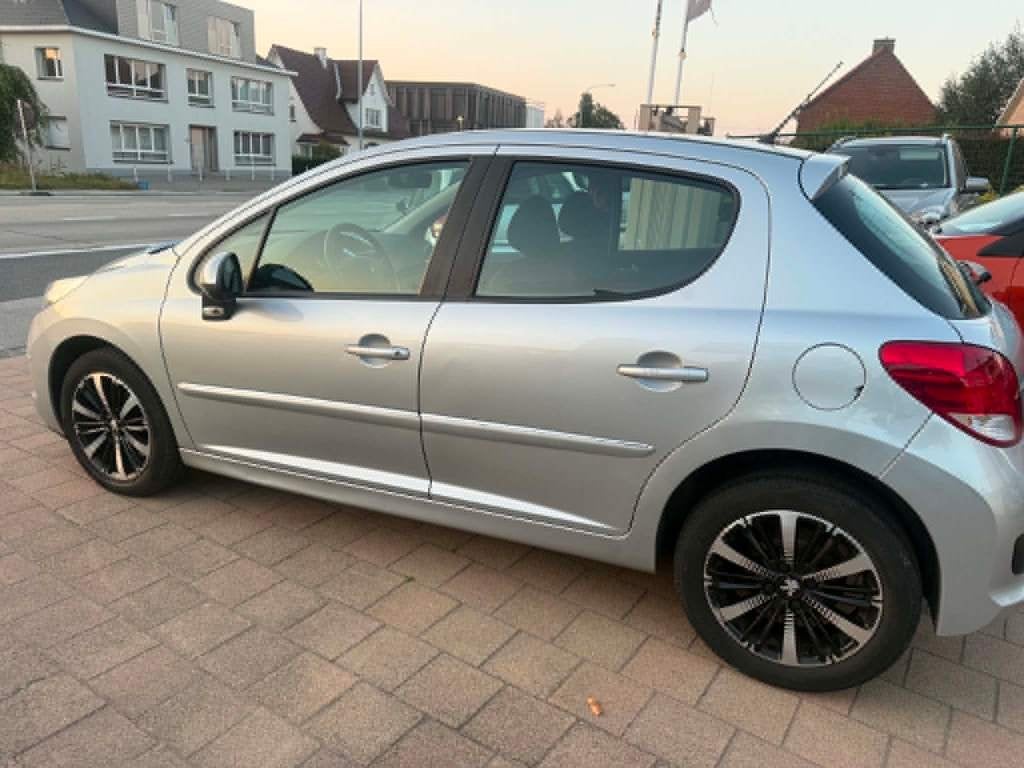 Peugeot 207 benzine van 2014, Autos, Peugeot, Achat, Entreprise, 5 portes, 5 places
