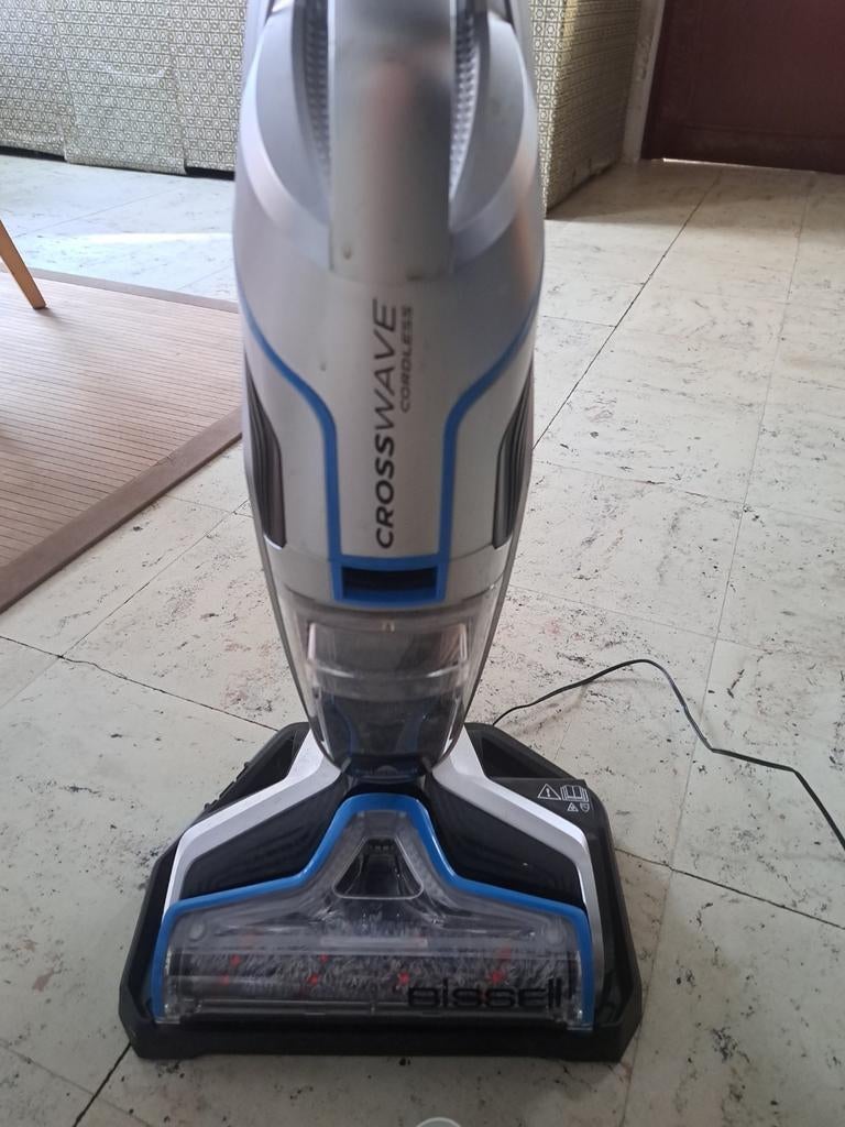 Bissell stofzuiger met dweilfunctie met nieuwe borstels en, Ophalen