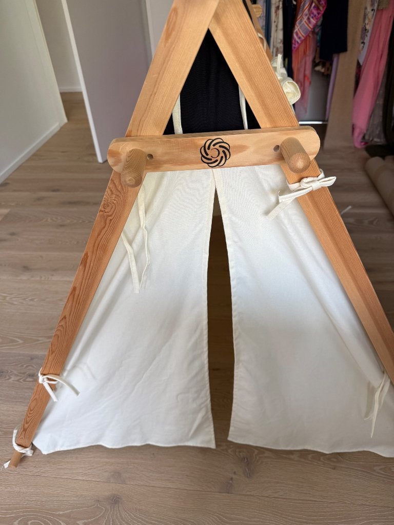 Speeltent + bijhorend zacht ondertapijt, Ophalen, Zo goed als nieuw