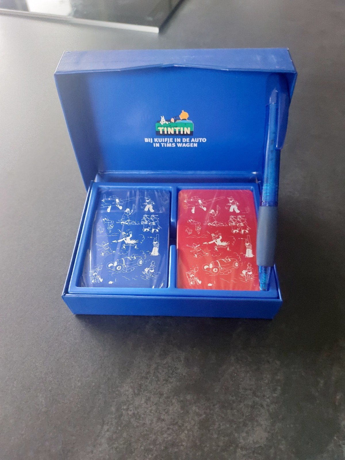 Kuifje, Postzegels en Munten, Ophalen of Verzenden