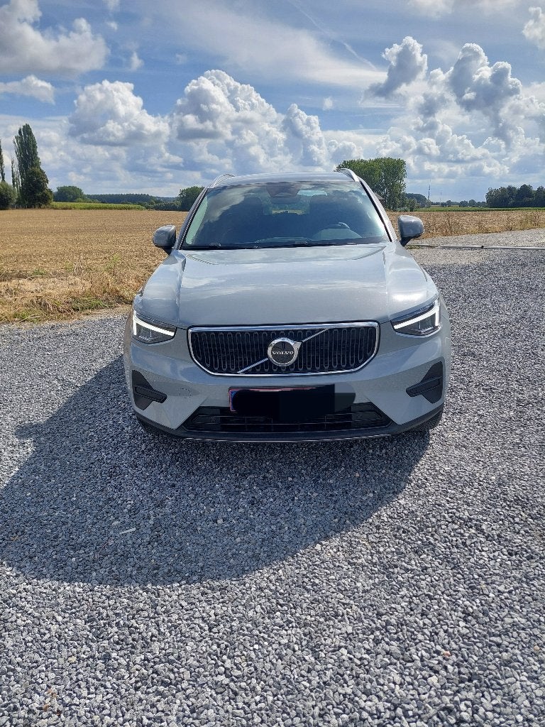 VOLVO XC40 B3 CORE Mildhybride., Auto's, Volvo, Leder, Zilver of Grijs, Te koop, 2000 cc