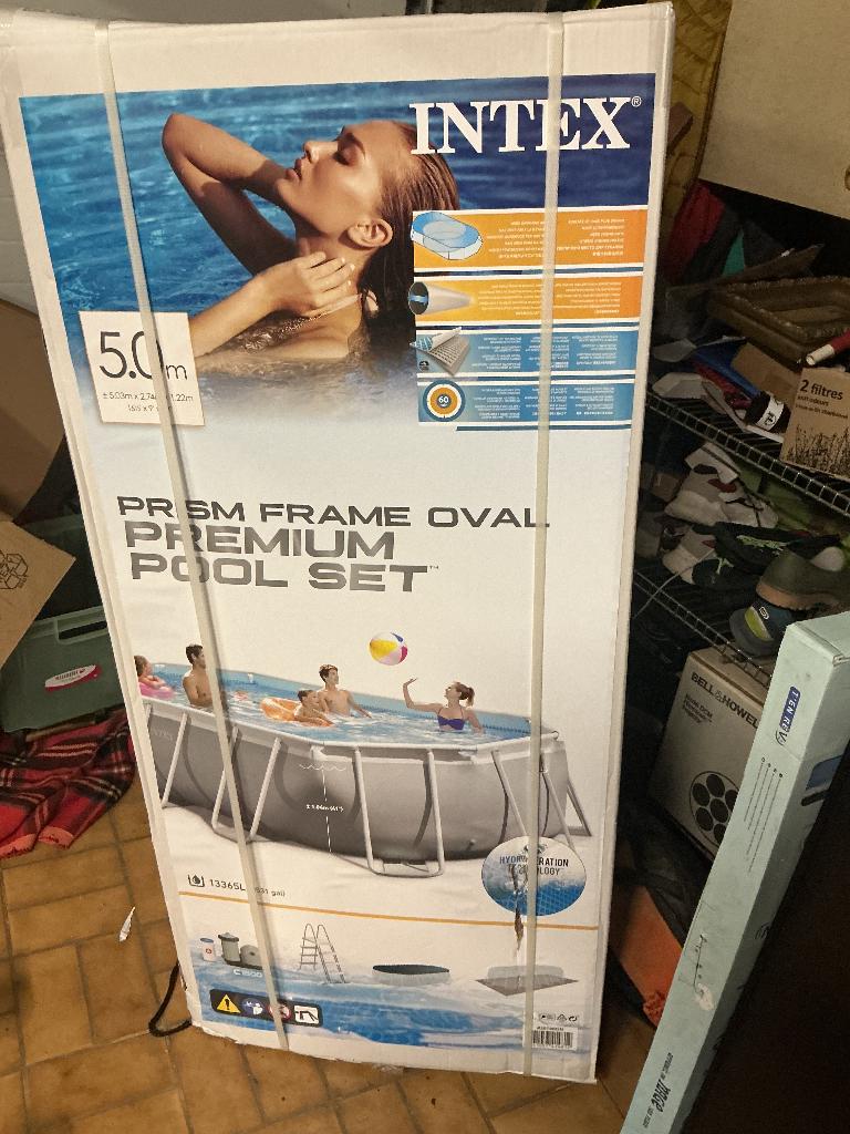 Piscine neuve hors sol Intex, Neuf, Enlèvement, 120 cm ou plus, Piscines hors sol
