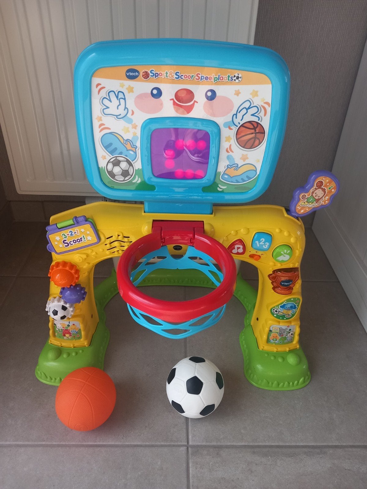 vtech sport/scoor speelplaats, Kinderen en Baby's, Speelgoed | Vtech, Ophalen, Gebruikt
