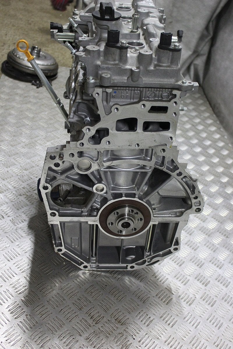 Moteur HR16DE Nu JUKE NISSAN, Envoi, Utilisé, Skoda
