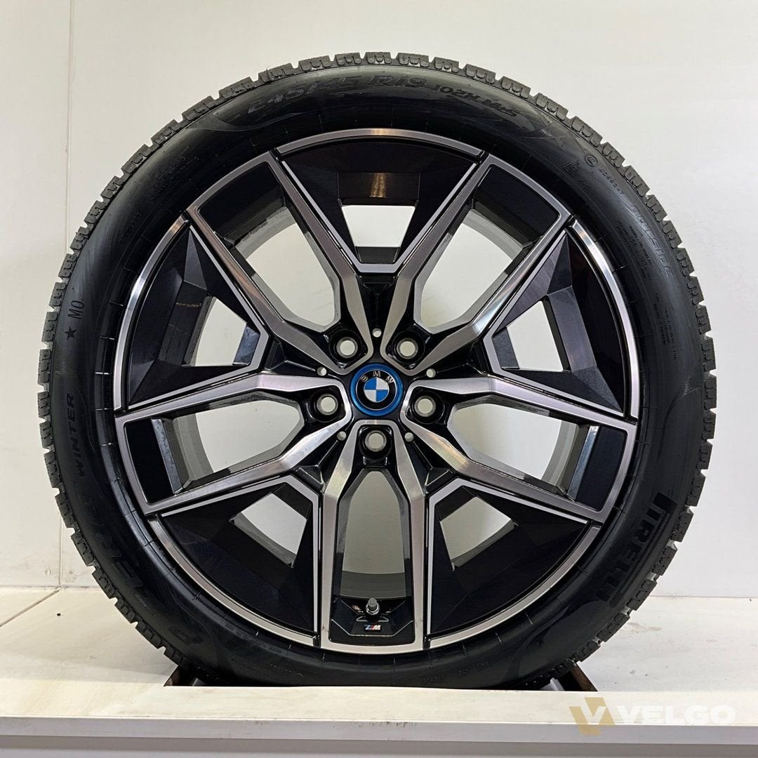 BMW 5 SERIE G60 I5 G60 SET VELGEN + WINTERBANDEN 19 INCH ORI, 19 inch, -, -, Banden en Velgen