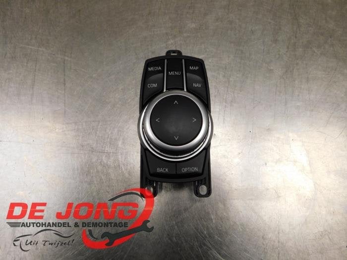 Bouton I-drive d'un BMW 2-Serie, -, 3 mois de garantie, Utilisé, -