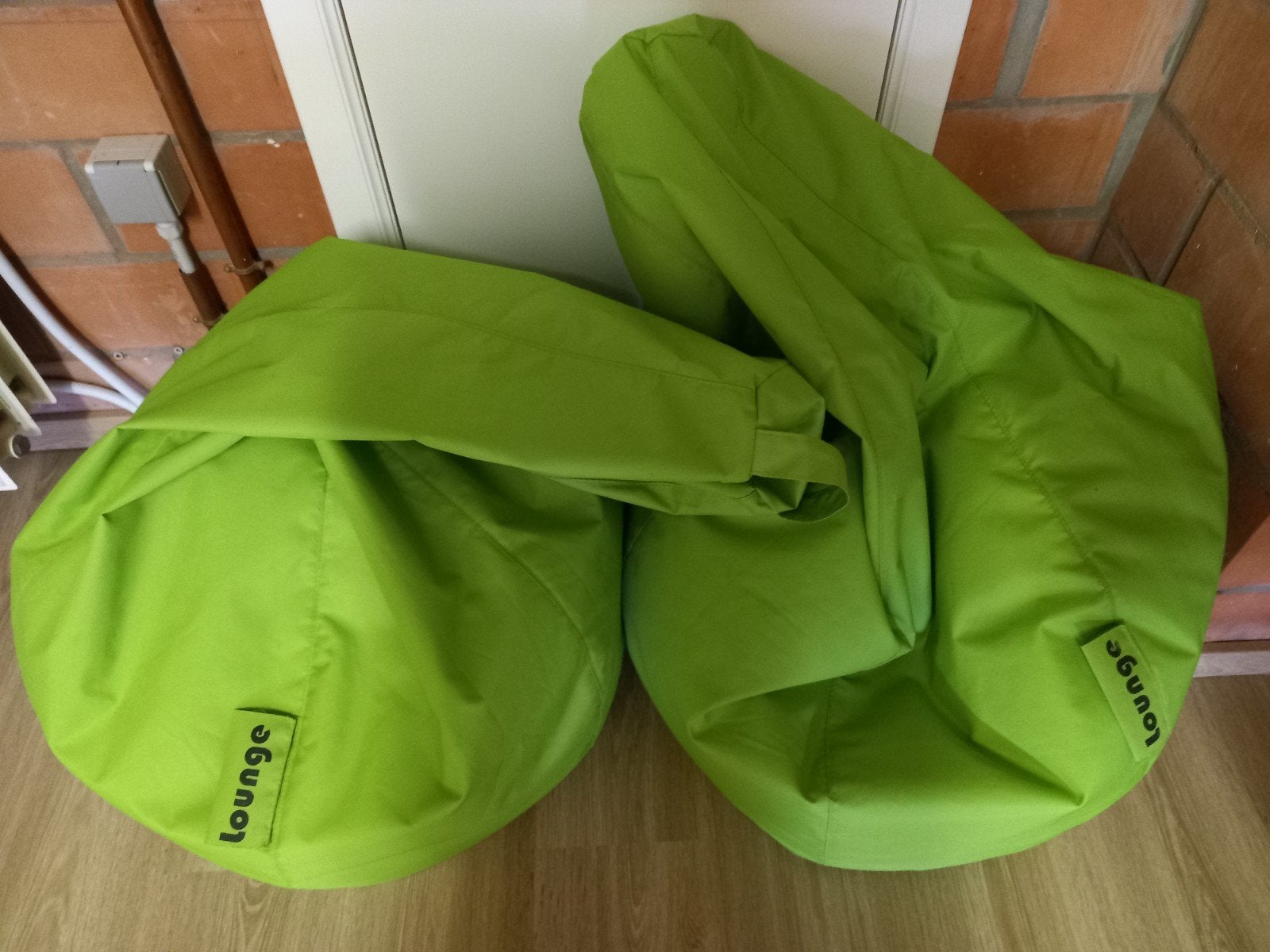 2 zitzakken in goede staat, Groen, Ophalen, Zo goed als nieuw, Zitmeubel
