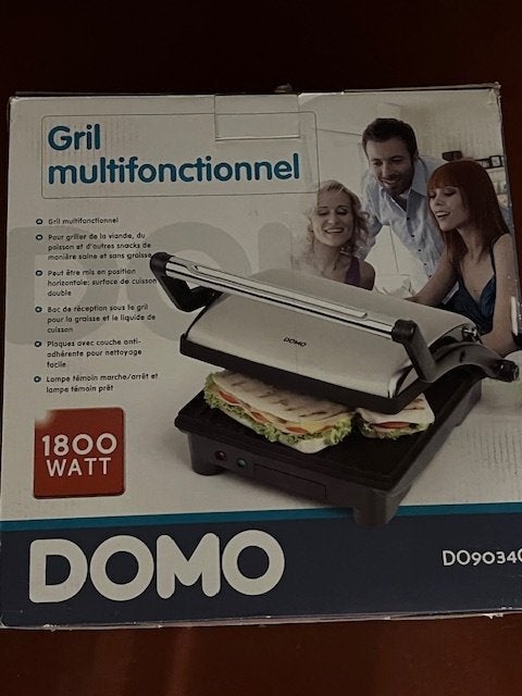 DOMO DO9034G panini grill in nieuwe staat, Electroménager, Grils de contact, Enlèvement, Comme neuf
