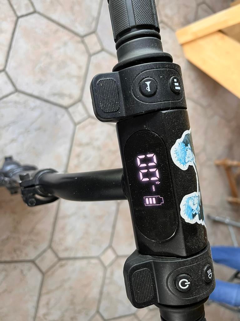 Trotinette qlive, Enlèvement, Utilisé, Step électrique (E-scooter)