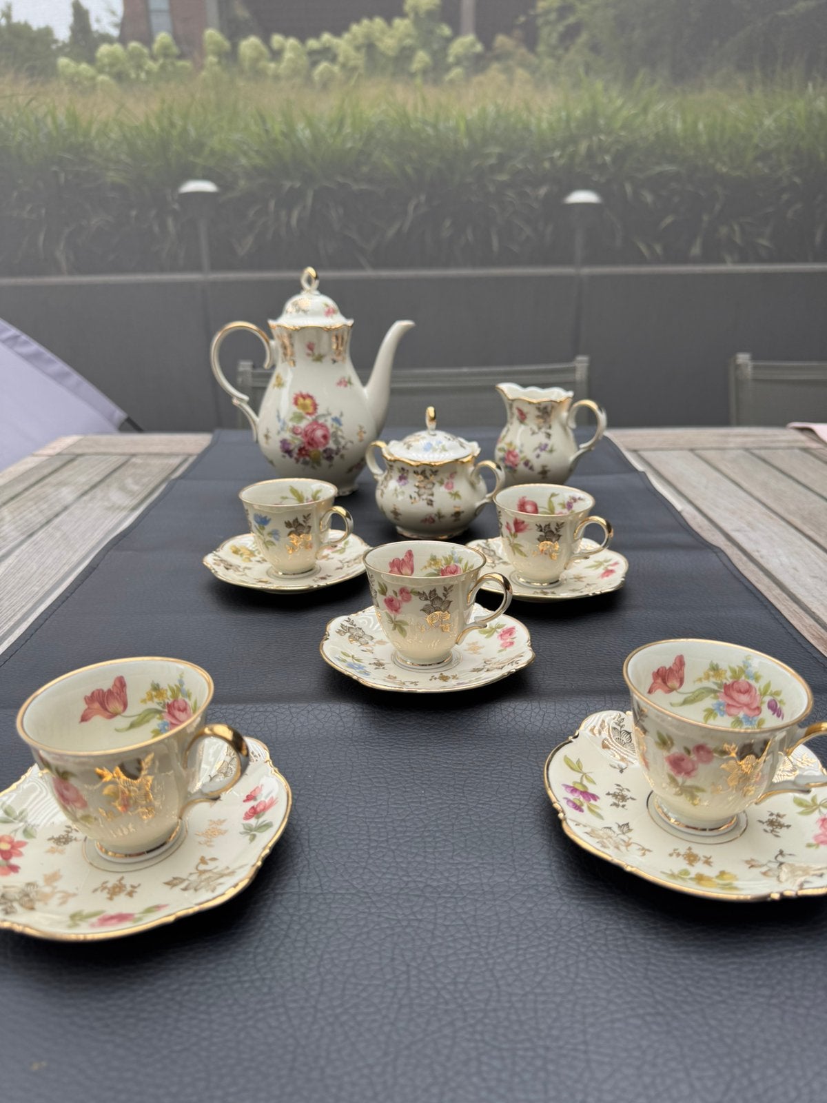 Koffie tassen, Ophalen