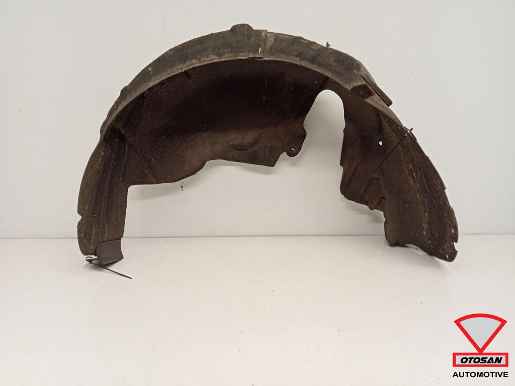 Passage de roue arri re droit/gauche Mercedes-Benz Classe A, Mercedes-Benz, Utilisé, Mercedesstrasse 120
70372  Stuttgart, DE