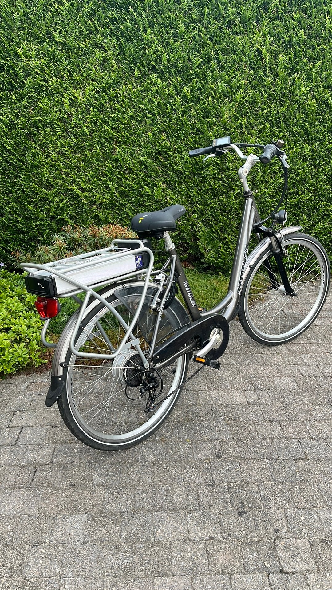 Elektrische fiets Rambler damesfiets, Minder dan 30 km per accu, Gebruikt, 47 tot 51 cm, Ophalen
