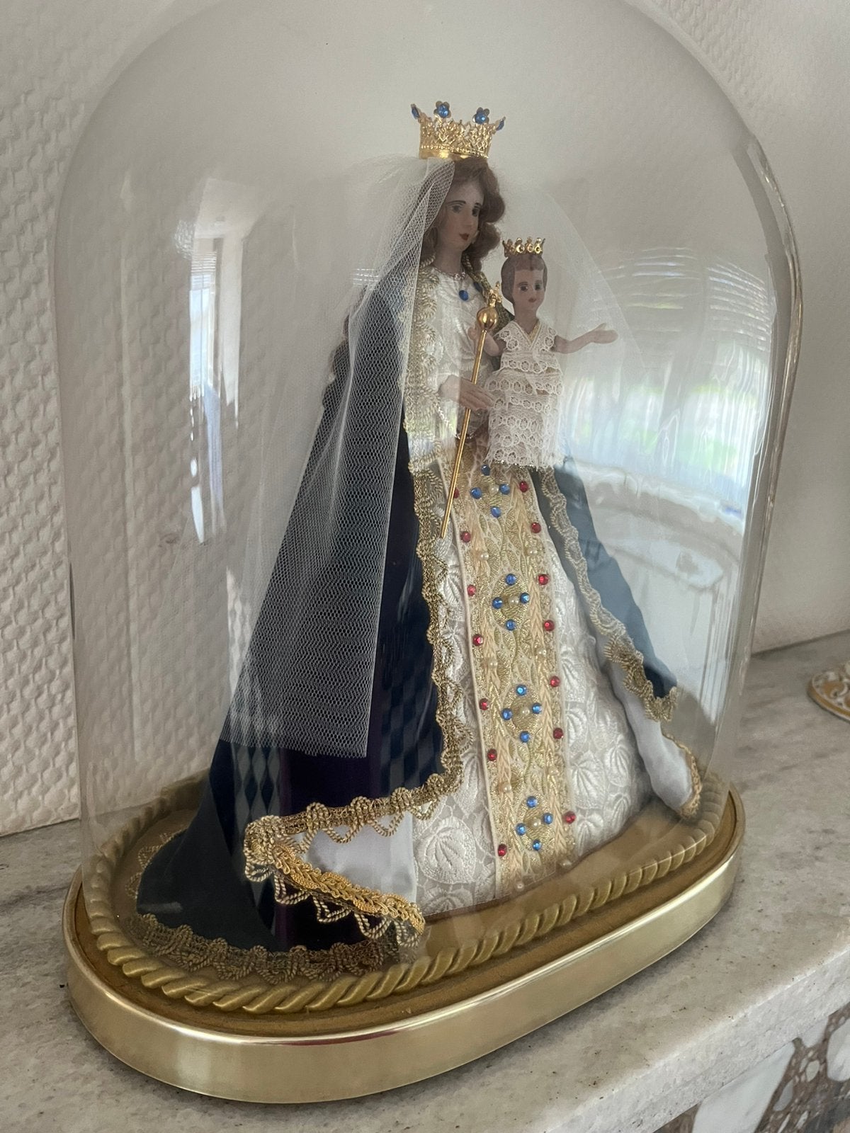 Madonna onder globe, Huis en Inrichting, Woonaccessoires | Stolpen, Ophalen, Zo goed als nieuw