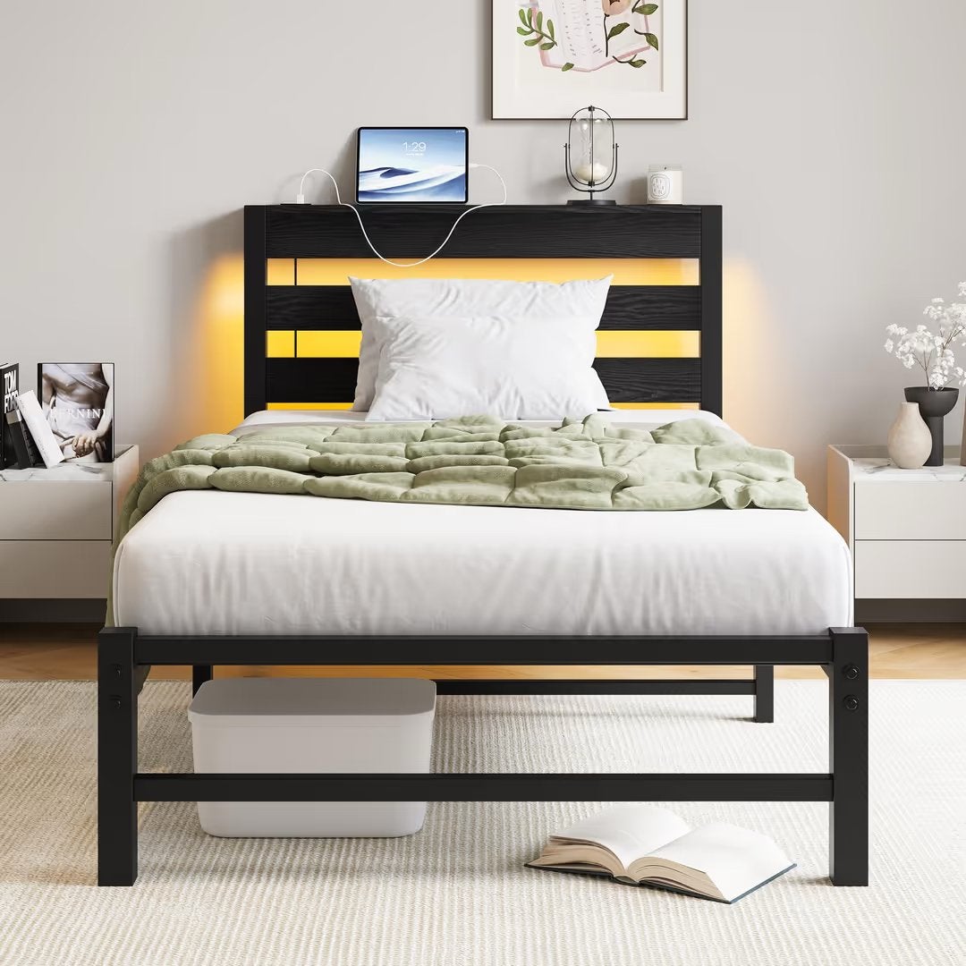 Lit en métal avec LED, USB et rangement - Noir 140x200, Neuf, Enlèvement ou Envoi, 140 cm, 200 cm