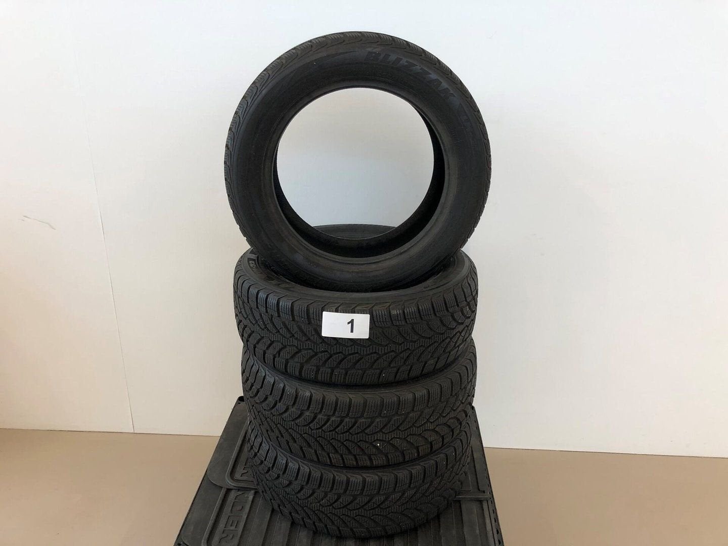 Winterbanden 16 inch 205 /55 R 16 Bridgestone 4 stuks, Auto-onderdelen, Banden en Velgen, Ophalen, Gebruikt, -, Band(en)