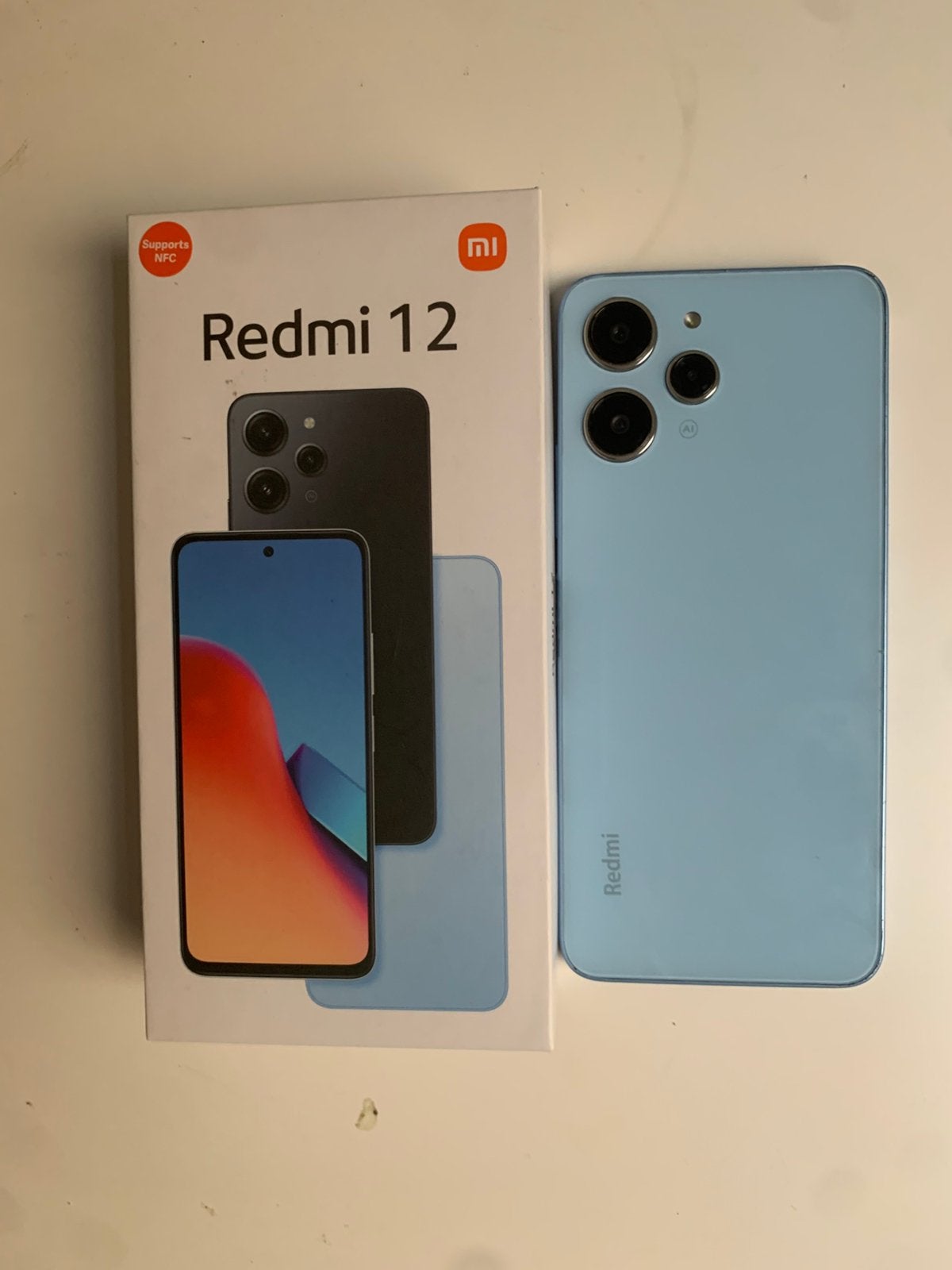 Redmi 12 hemelsblauwe kleur 256 GB opslagruimte, Ophalen of Verzenden, Zo goed als nieuw