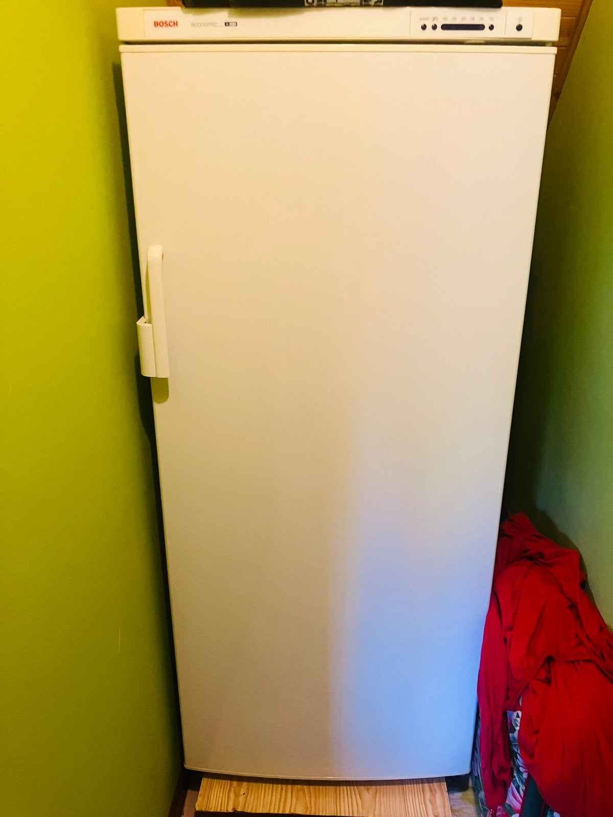 Bosch economic diepvries met 6 vriesschuiven., Electroménager, Congélateur, 160 cm ou plus, Comme neuf, Enlèvement