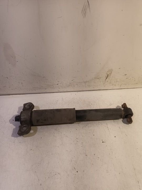 Schokbreker rechts achter Ford Mustang, Onderdelen@venauto.nl, Van der Ven Autorecycling B.V., Gebruikt, Ettenseweg 76, 4706 PB Roosendaal, The Netherlands