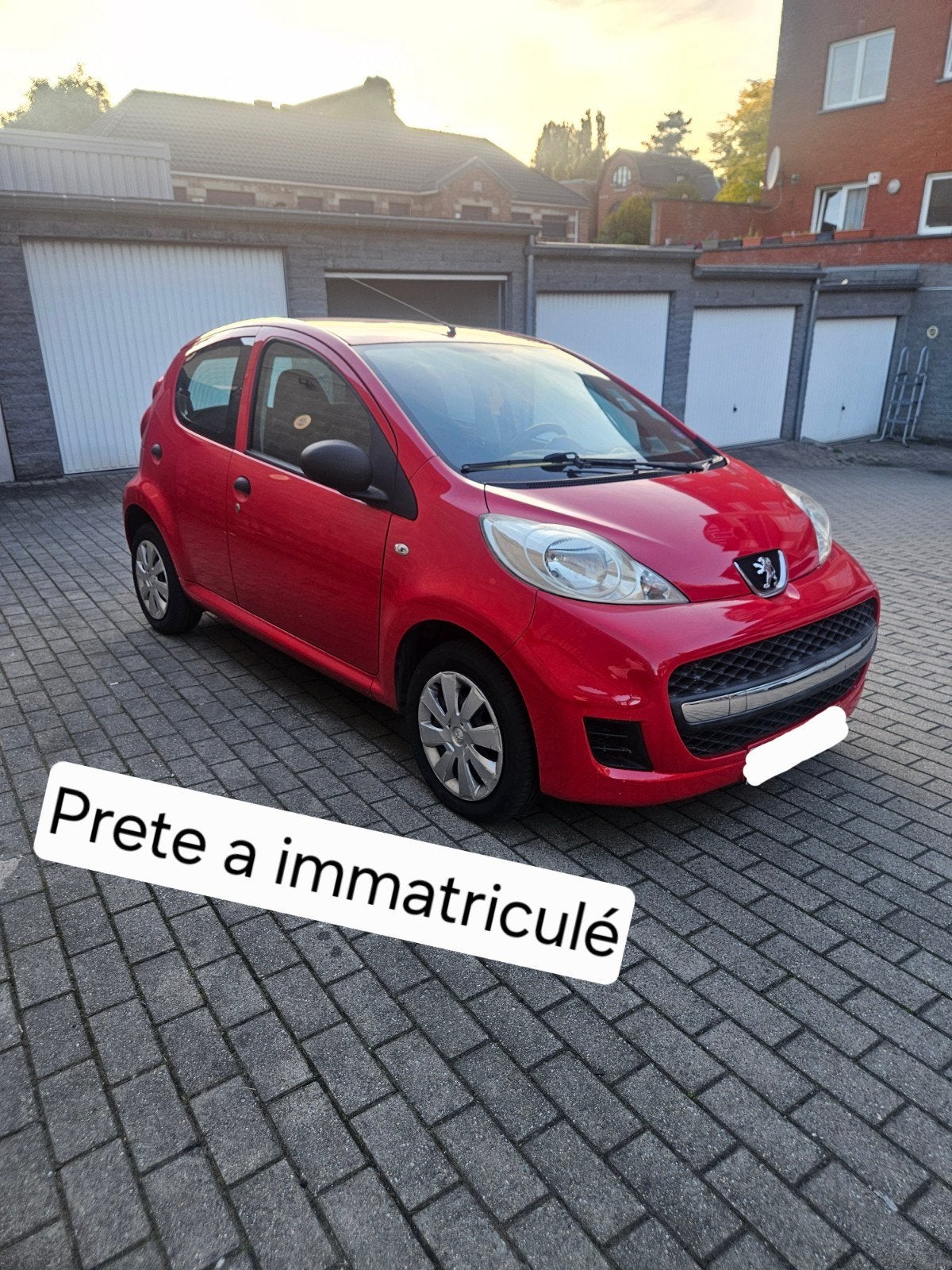 Prete immatriculé Peugeot 107 2011 Euro5 1.0essence 5 portes, Autos, Peugeot, Euro 5, Achat, Boîte manuelle, 5 portes