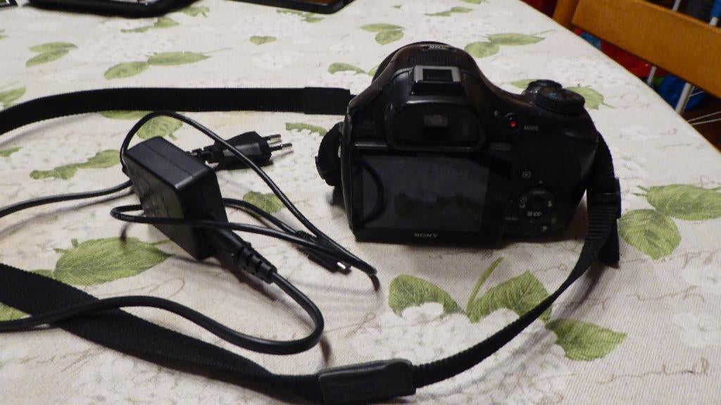 APPAREIL PHOTO SONY DSC HX400V, TV, Hi-fi & Vidéo, Appareils photo numériques, Enlèvement ou Envoi, Utilisé, Sony