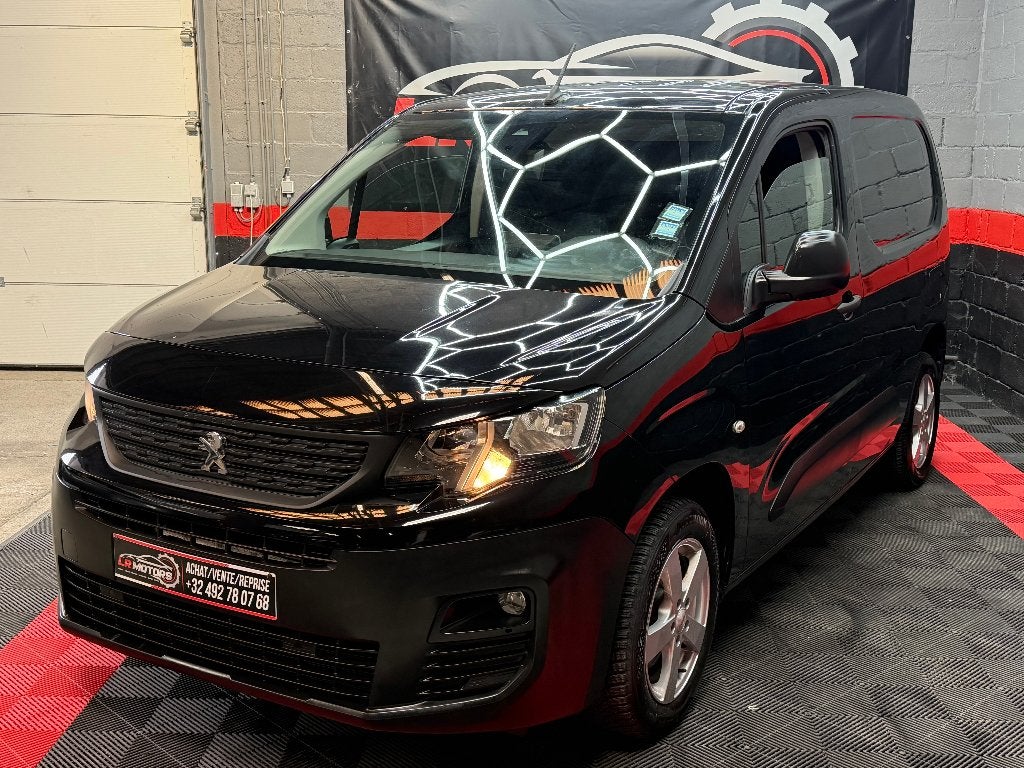 **Peugeot Partner 1.5 HDI //  Automatique   // Garantie **, Achat, Euro 6, Entreprise, Entretenue par le concessionnaire