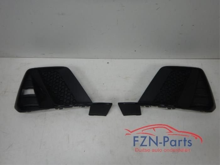 Audi A1 82A S-Line Blackline Voorbumper Inleg set, Enlèvement ou Envoi, Utilisé, Avant, Pare-chocs